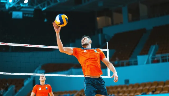 Омар Курбанов волейболист - Курбанов в волейболе - Путь спортсмена, биография, карьера в клубах и достижения в российском волейболе